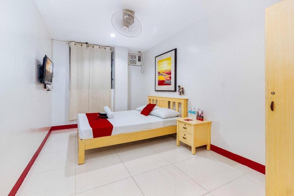Отель Reddoorz Near Cebu Metropolitan Cathedral Экстерьер фото